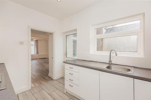 3 bedroom detached house for sale, Llewellyn Street, Llanelli