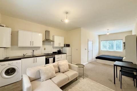 undefined, Northcote Avenue, Southall