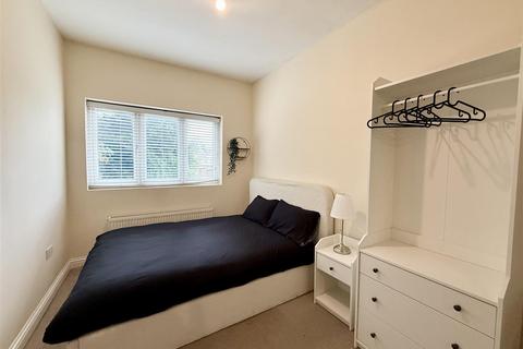 undefined, Northcote Avenue, Southall