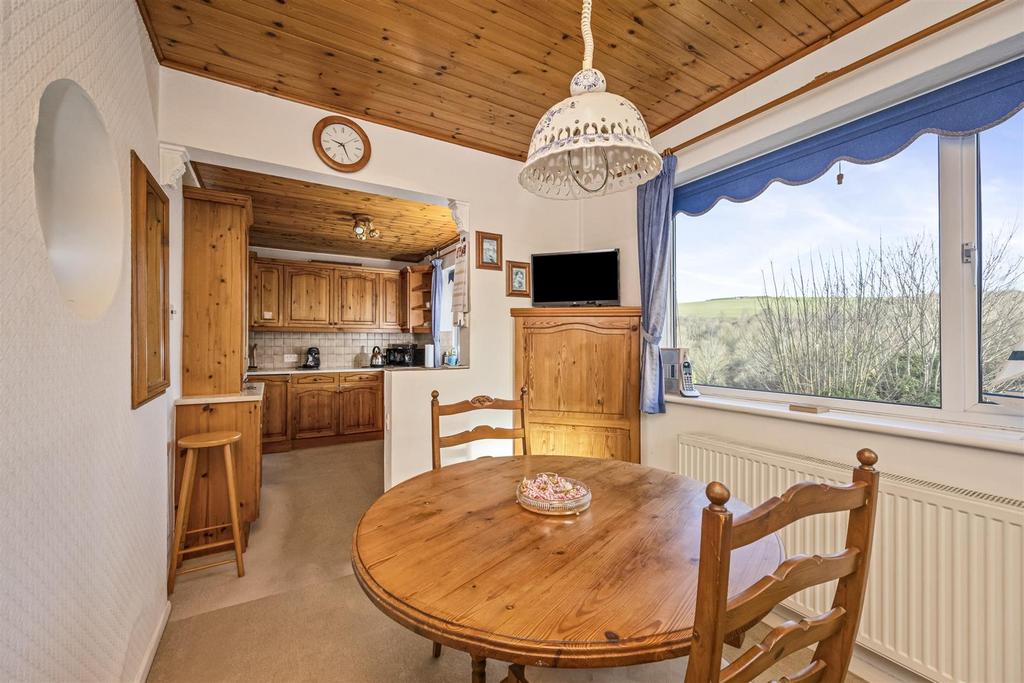 Breakfast Room