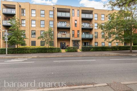 1 bedroom flat for sale, Hackbridge Road, Wallington