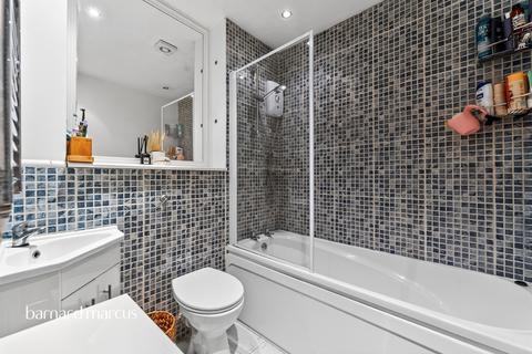 undefined, Mill Green Road, Mitcham