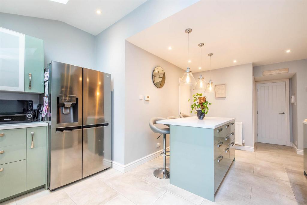 Kitchen/Breakfast Room