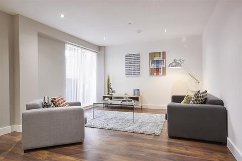 3 bedroom apartment to rent, One Cambridge Street, Manchester