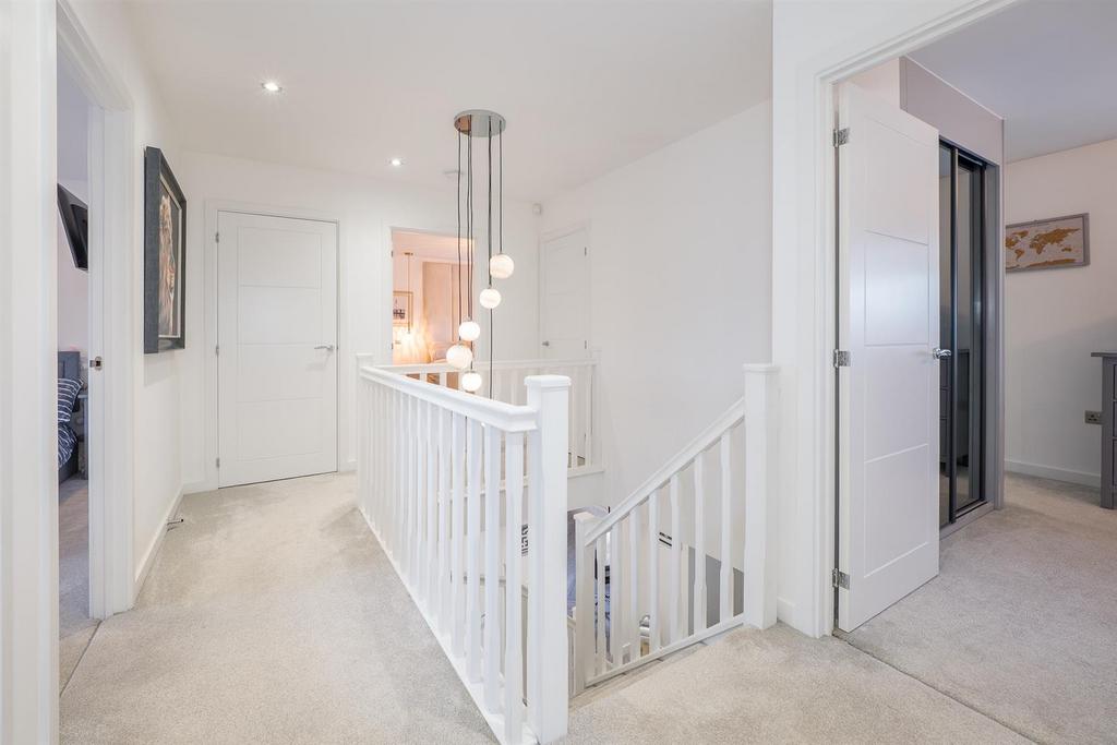 26 Valor Drive-32.jpg