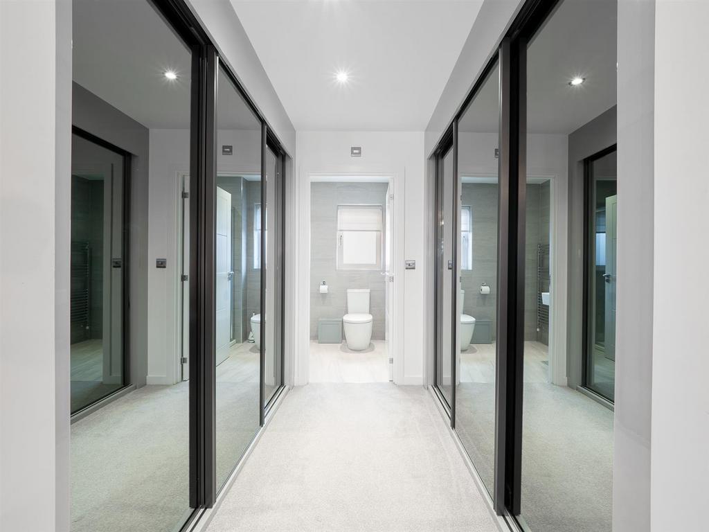 26 Valor Drive-28.jpg
