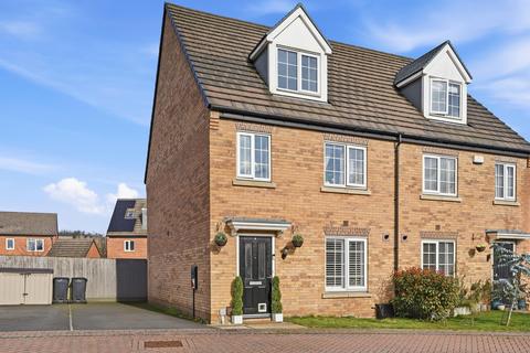 4 bedroom semi-detached house for sale, Leeds LS14