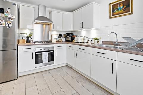 4 bedroom semi-detached house for sale, Leeds LS14
