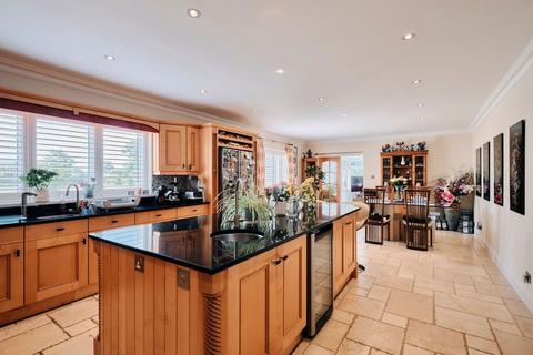 4 bedroom detached house for sale, La Rue De La Pointe, Jersey JE3