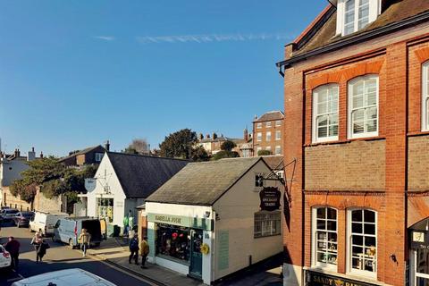 undefined, Tarrant Street, Arundel
