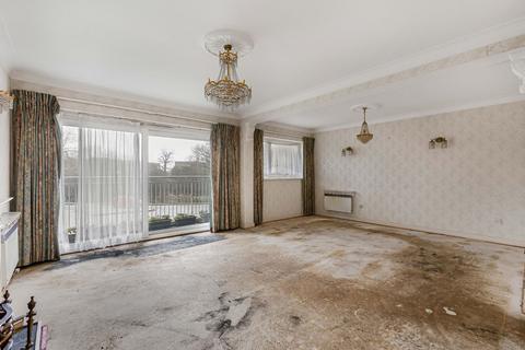 3 bedroom apartment for sale, Balmore Crescent, Cockfosters, Barnet, EN4