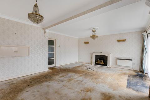 3 bedroom apartment for sale, Balmore Crescent, Cockfosters, Barnet, EN4