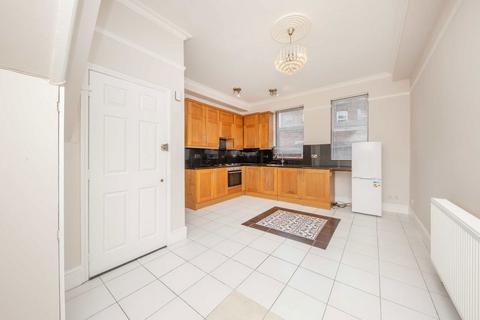 undefined, Chesham Road, Kingston Upon Thames KT1