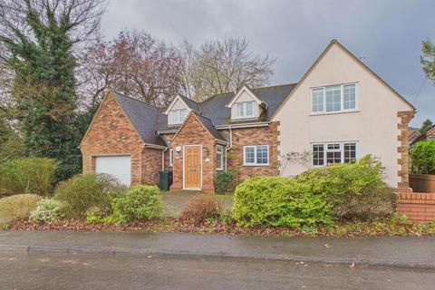 4 bedroom detached house for sale, Upper Welland Road, Malvern