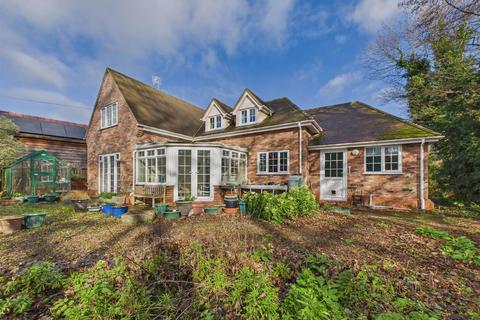 4 bedroom detached house for sale, Upper Welland Road, Malvern