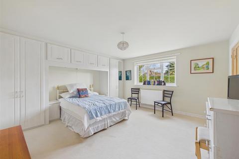 4 bedroom detached house for sale, Upper Welland Road, Malvern