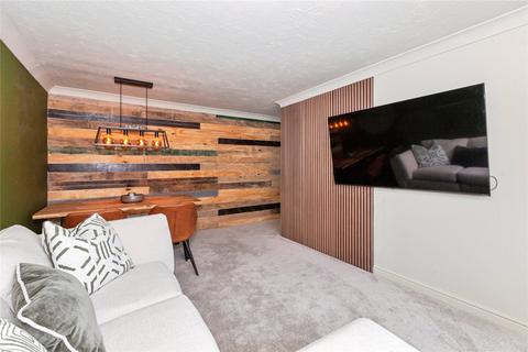 2 bedroom flat to rent - Coalmans Way, Burnham, SL1