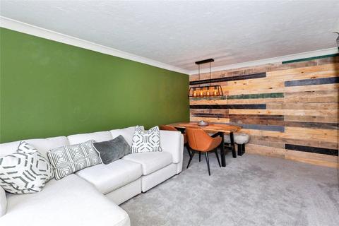 undefined, Coalmans Way, Burnham, SL1