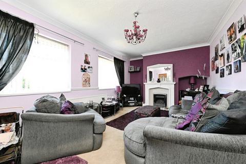 3 bedroom semi-detached house for sale, Bagge Road, Gaywood, King's Lynn