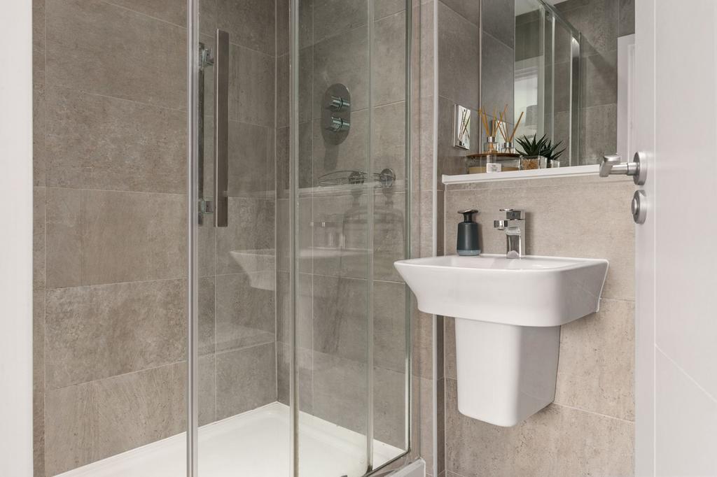 Ensuite Shower Room
