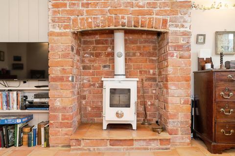1 bedroom character property for sale, Marlpit Lane, Holt