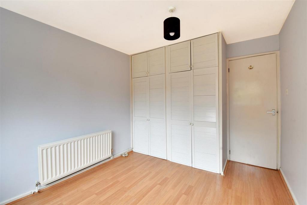 Bedroom 1 2.jpg