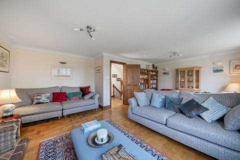 4 bedroom detached house for sale, Seymour Road, Hampshire GU35