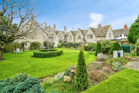 undefined, Mill Street, Witney