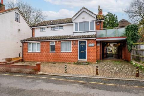 undefined, Lower Street, Horning