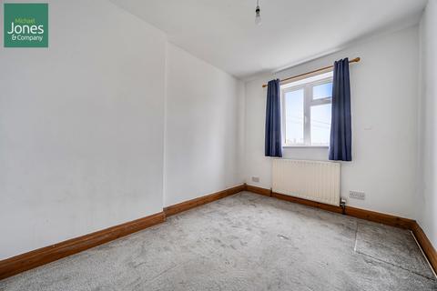 2 bedroom flat to rent, Cecil House, 68 Cecil Road, Lancing, West Sussex, BN15