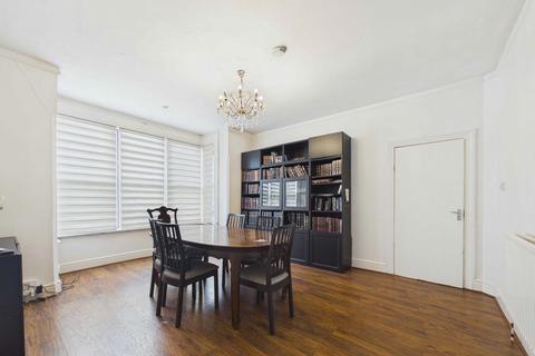 4 bedroom semi-detached house for sale, Cranley Avenue, Westcliff-on-sea, SS0