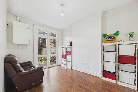 4 bedroom semi-detached house for sale, Cranley Avenue, Westcliff-on-sea, SS0