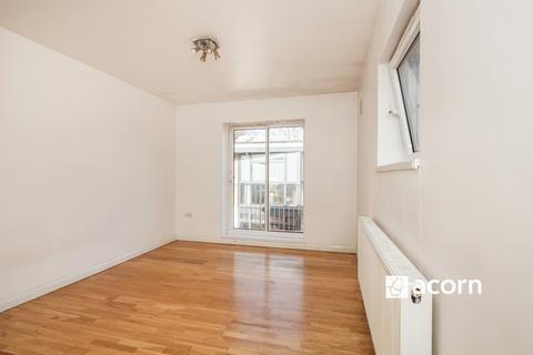 1 bedroom flat to rent, Kimberley Avenue London SE15