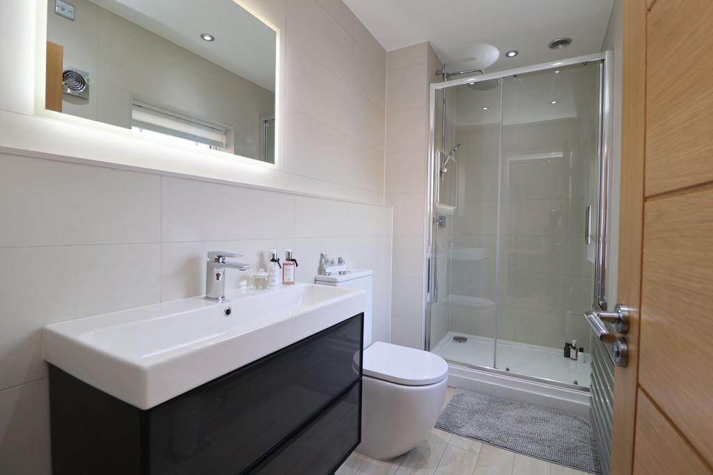 Ensuite