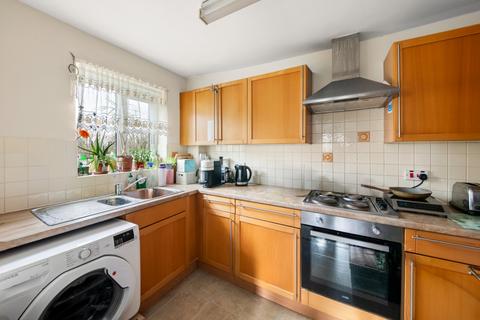 2 bedroom apartment for sale, Pelham Place, Ealing, W13