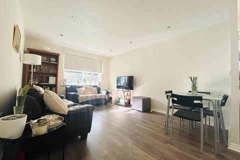 2 bedroom flat for sale, Bressay Drive, Mill Hill, NW7