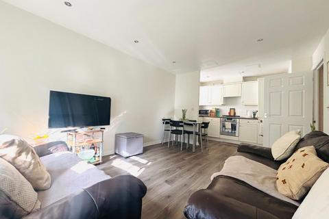 2 bedroom flat for sale, Bressay Drive, Mill Hill, NW7