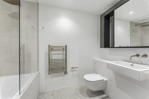 Studio for sale, Peninsula Gardens, Greenwich Peninsula, London, SE10