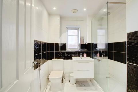 undefined, Kings Reach, Slough SL3