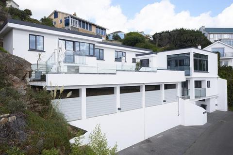 4 bedroom detached house for sale, Les Ruisseaux, Jersey JE3