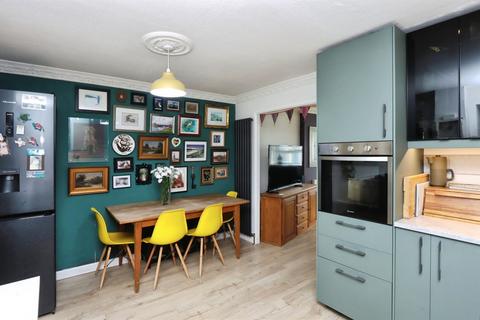 3 bedroom detached house for sale, Sherbourne Avenue, Chesterfield