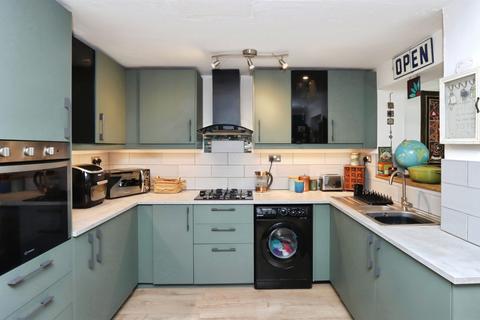 3 bedroom detached house for sale, Sherbourne Avenue, Chesterfield
