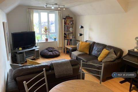 2 bedroom flat to rent, Broomfield Lodge, Leeds, LS6