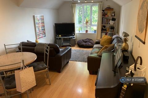 2 bedroom flat to rent, Broomfield Lodge, Leeds, LS6
