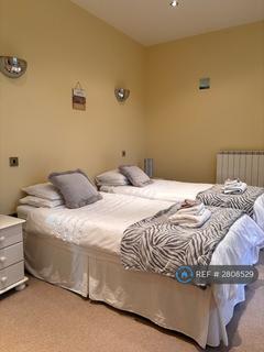 2 bedroom flat to rent, Overstrand Road, Cromer, NR27