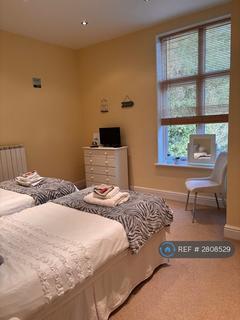 2 bedroom flat to rent, Overstrand Road, Cromer, NR27