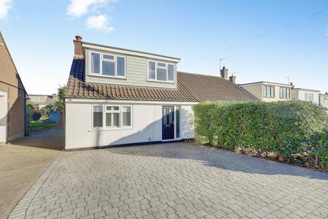 4 bedroom semi-detached house for sale, Alderleys, Benfleet, SS7