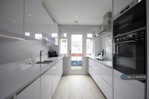 undefined, Crowstone Avenue, Westcliff-On-Sea, SS0