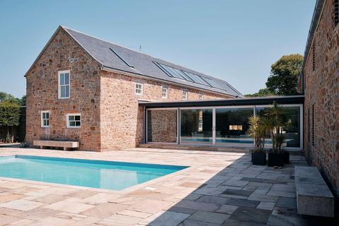 8 bedroom detached house for sale, Rue Des Canons, Jersey JE3