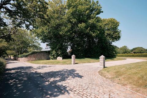 8 bedroom detached house for sale, Rue Des Canons, Jersey JE3